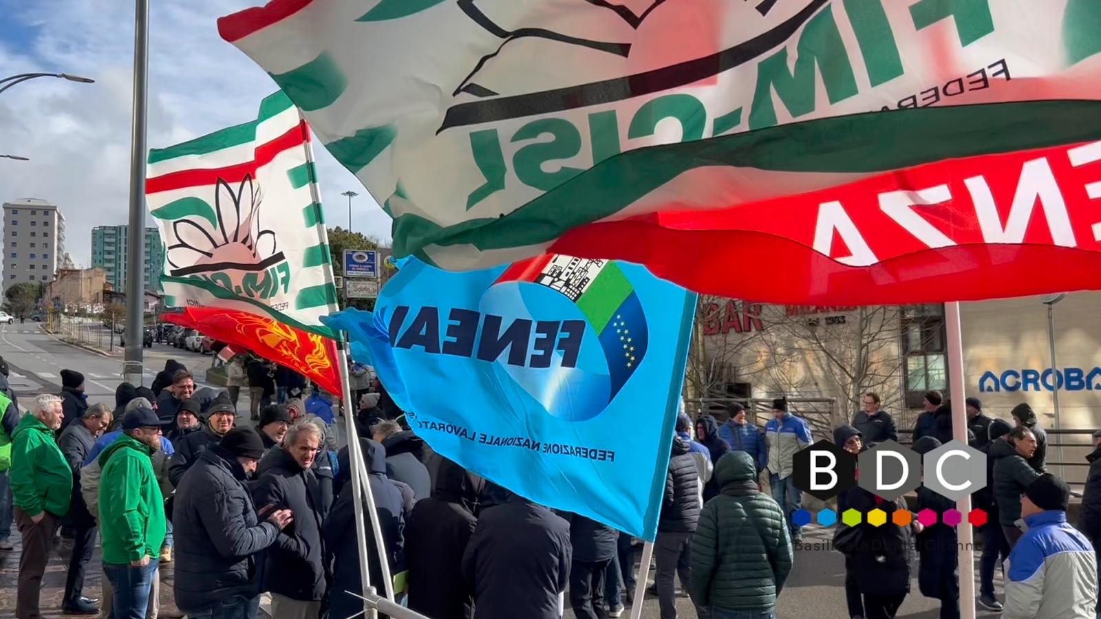 CRISI INDUSTRIALE ED OCCUPAZIONE, I SINDACATI: STARE UNITI PER SALVAGUARDARE I POSTI DI LAVORO